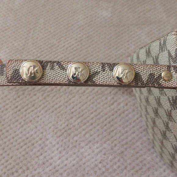 Michael Michael Kors Belt Bag - Picture 7 of 9